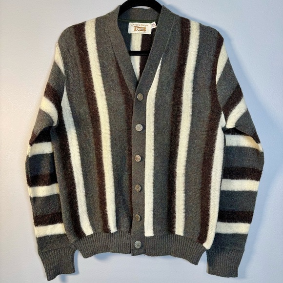 VTG Women’s Wool Cardigan Sweater Striped Green Cream Brown Silver Button Medium - Picture 1 of 14
